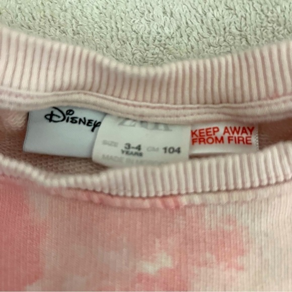 Disney + Zara Be Like Minnie Mouse “Glow Everyday”Sweatshirt (3-4) Years Tye-Dye - Picture 4 of 7